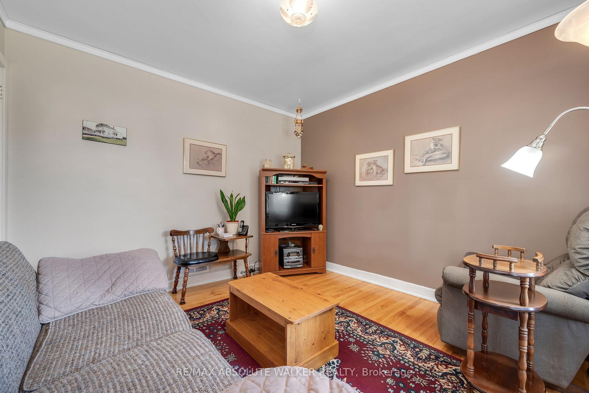 Photo 12 of 1354 Larose Avenue, Ottawa, Carlington — HOMEH