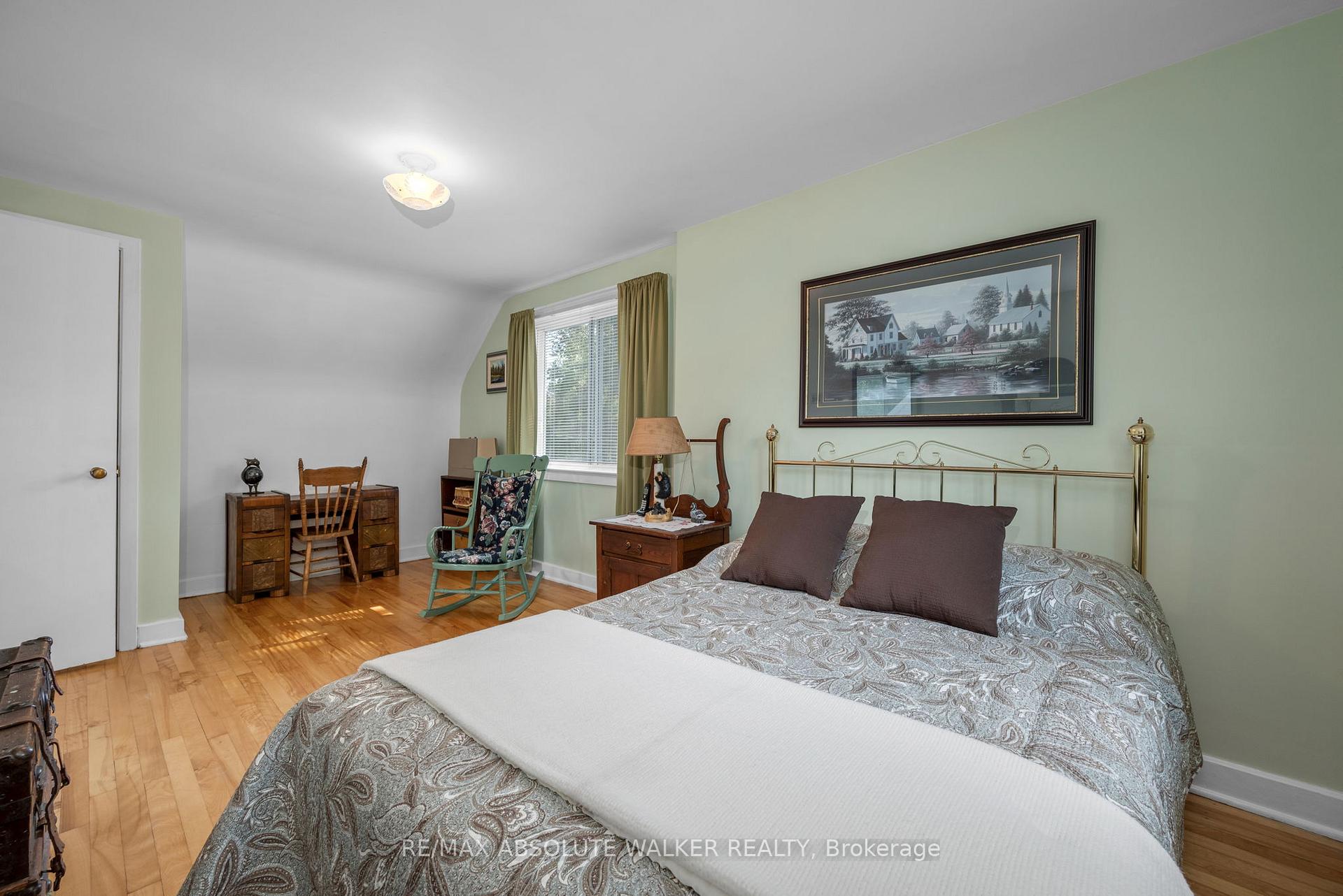 Photo 14 of 1354 Larose Avenue, Ottawa, Carlington — HOMEH