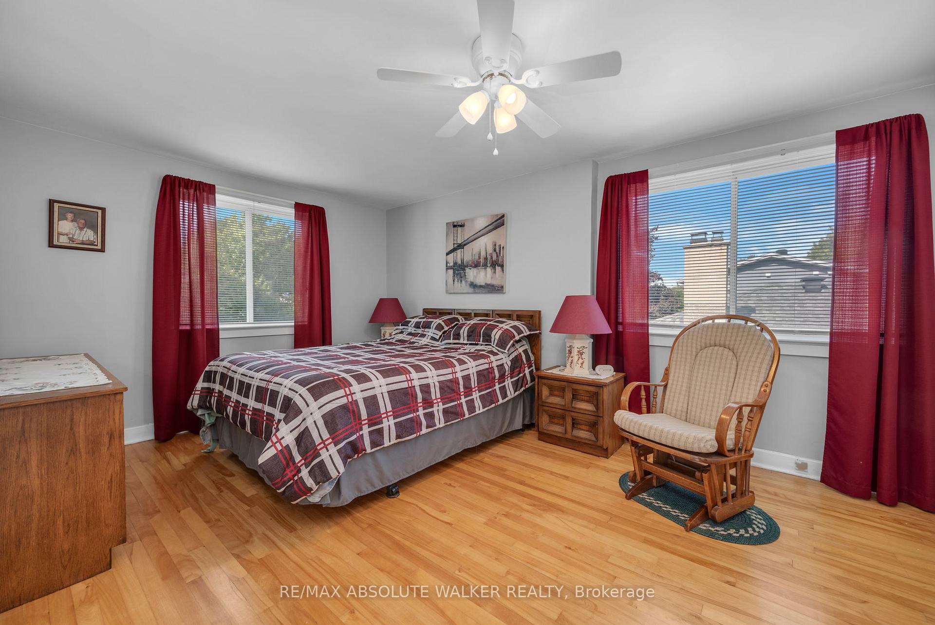Photo 15 of 1354 Larose Avenue, Ottawa, Carlington — HOMEH
