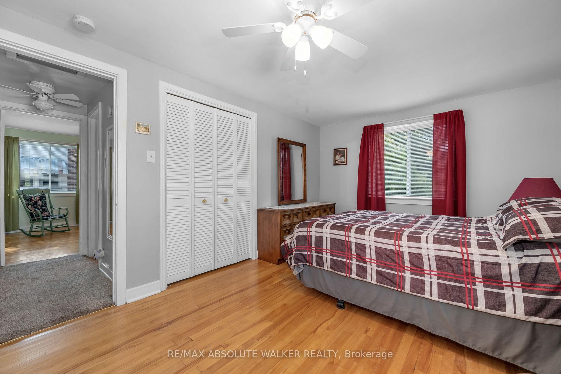 Photo 16 of 1354 Larose Avenue, Ottawa, Carlington — HOMEH