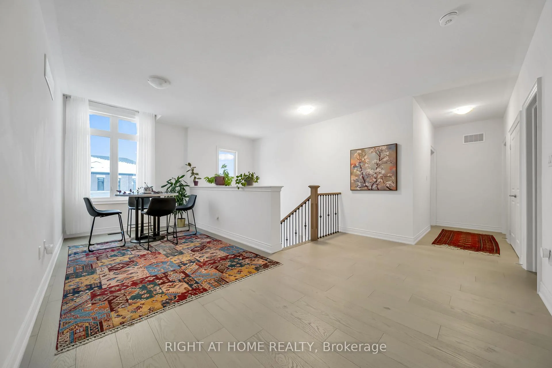 Photo 19 of 171 Great Falls Boulevard, Hamilton, Waterdown — HOMEH