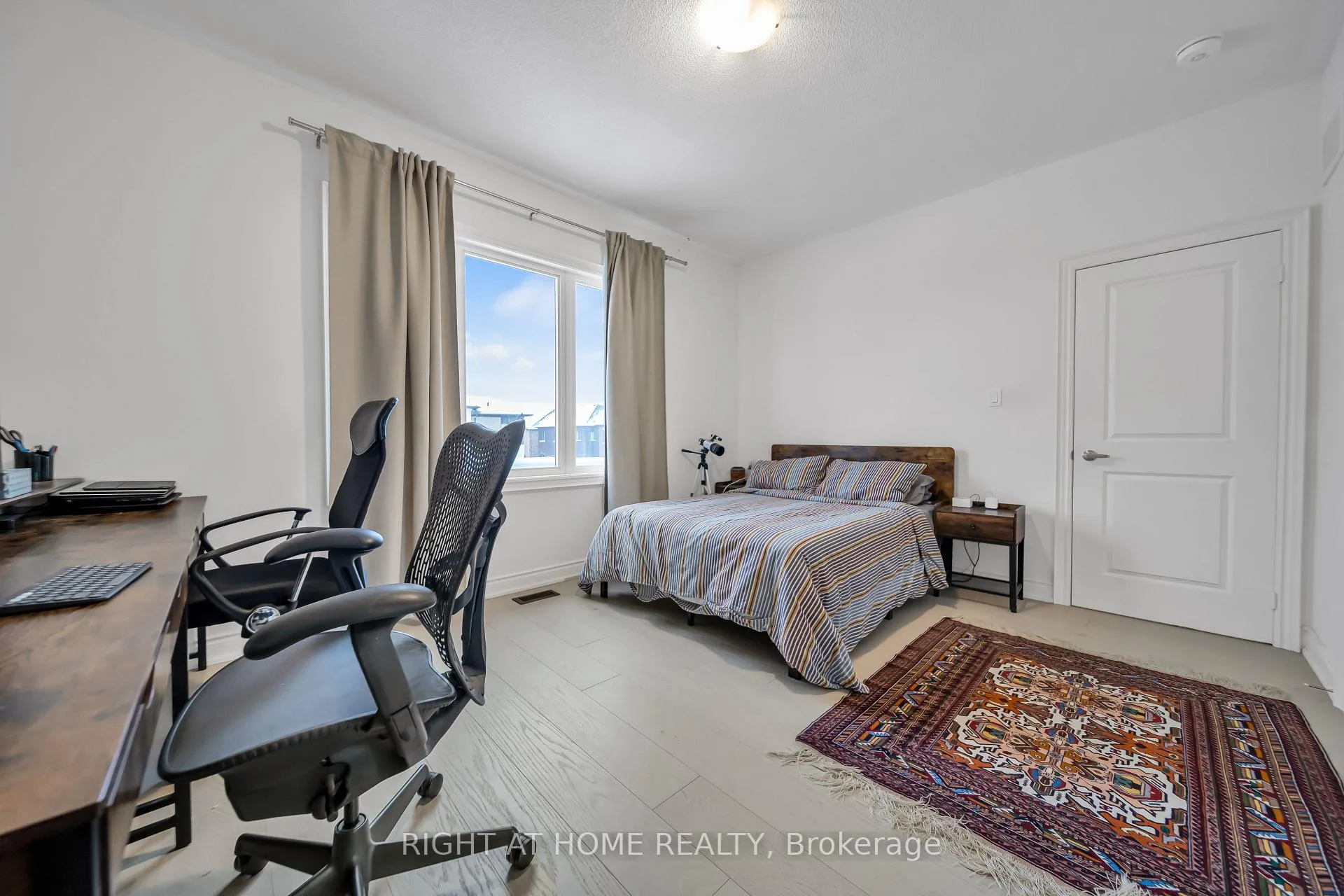 Photo 37 of 171 Great Falls Boulevard, Hamilton, Waterdown — HOMEH