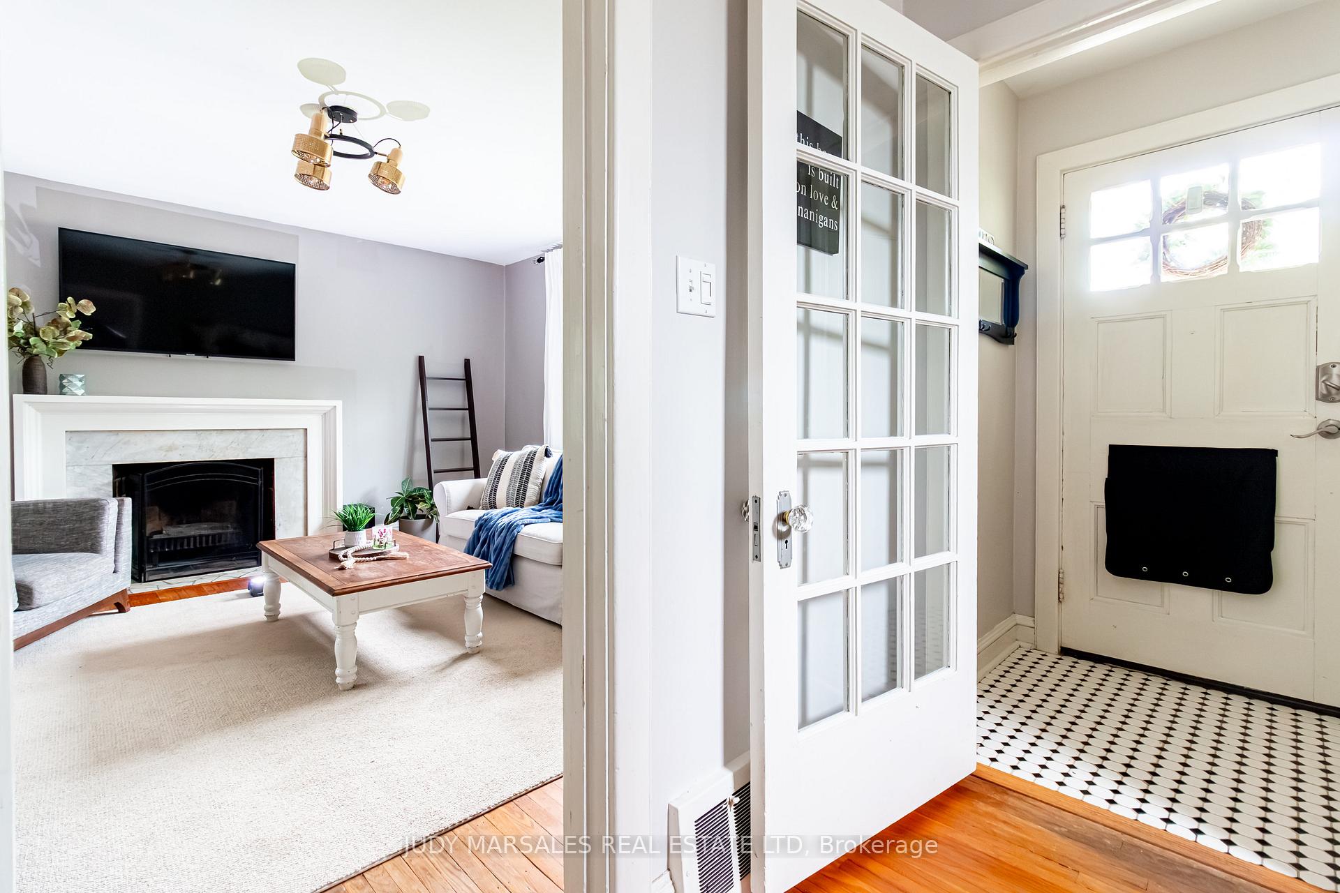 Photo 5 of 71 Creighton Road, Hamilton, Dundas — HOMEH