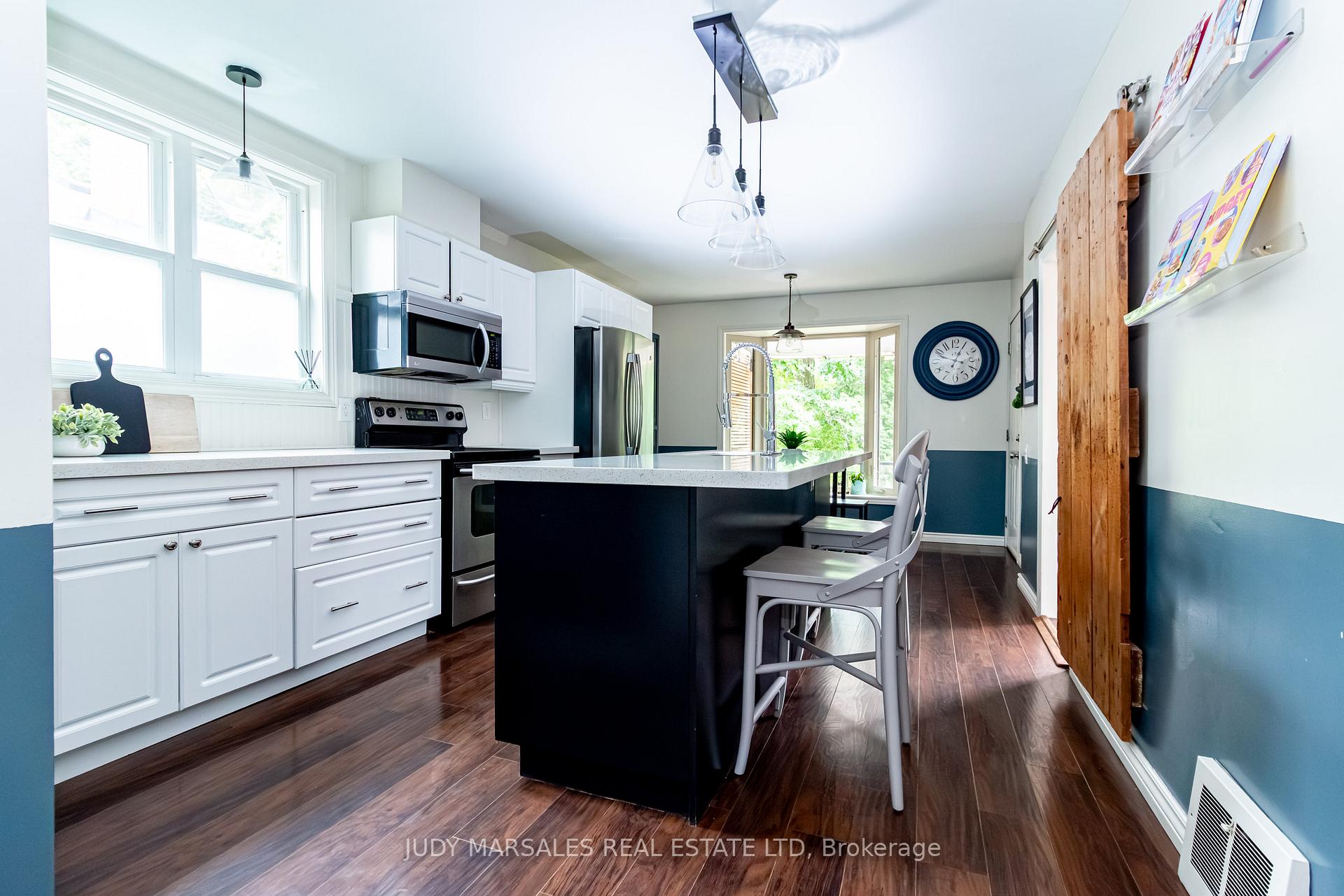 Photo 12 of 71 Creighton Road, Hamilton, Dundas — HOMEH