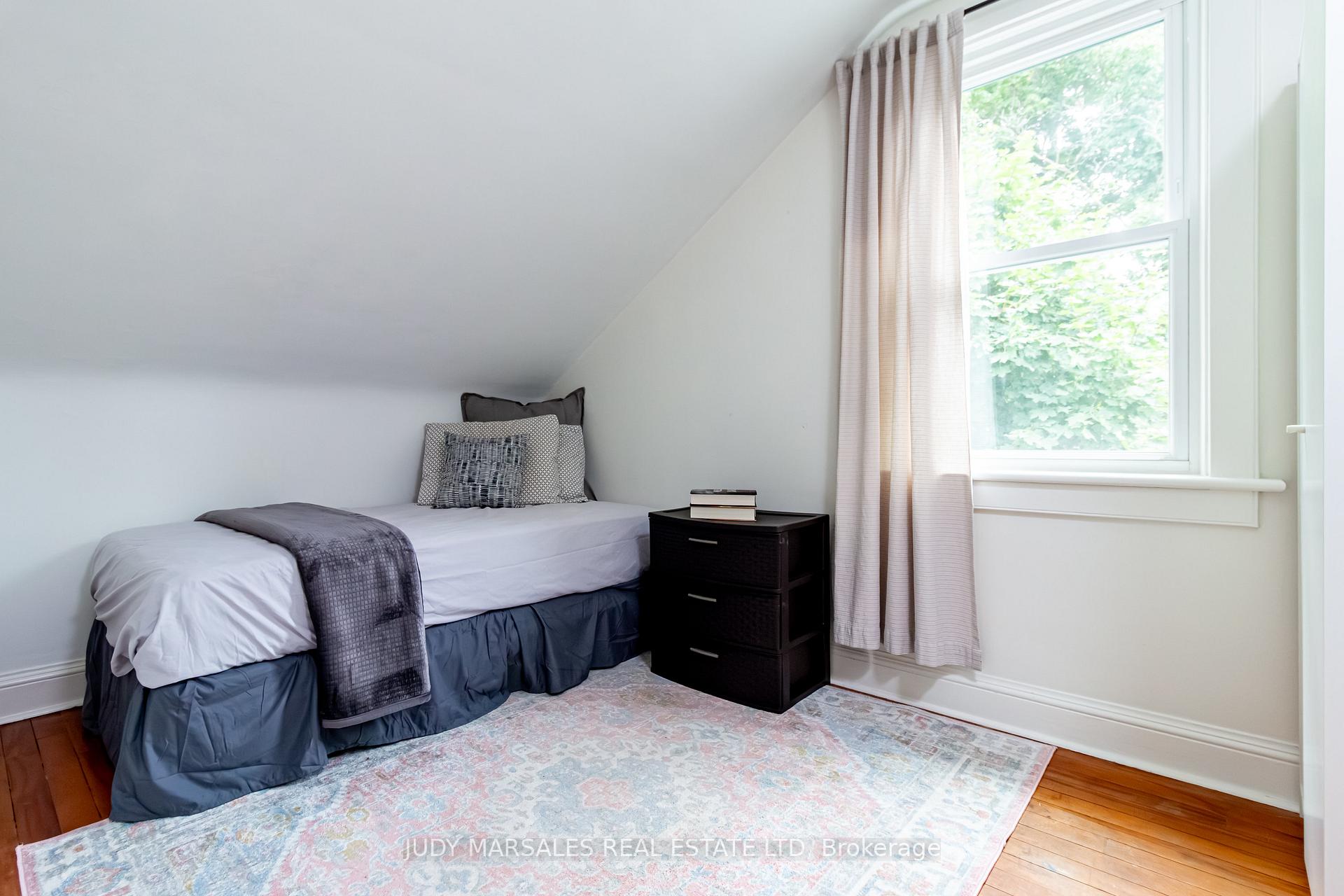 Photo 22 of 71 Creighton Road, Hamilton, Dundas — HOMEH