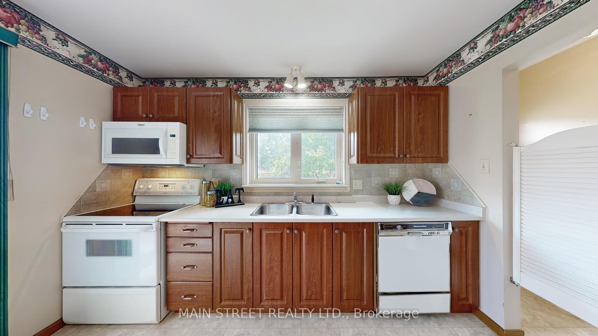 Photo 10 of 15 Windor Court, Brock, Cannington — HOMEH