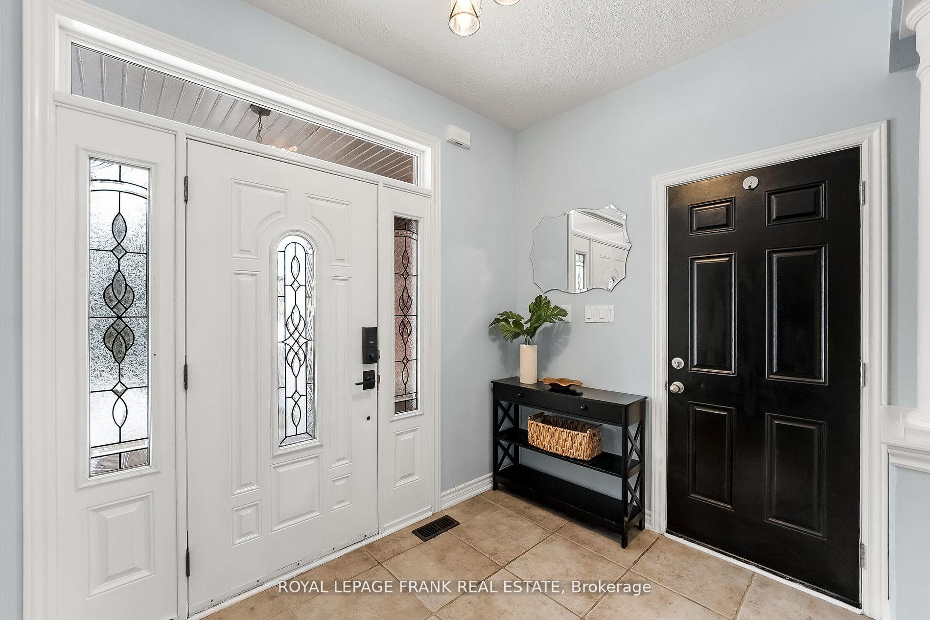 Photo 4 of 23 Oke Road, Clarington, Courtice — HOMEH
