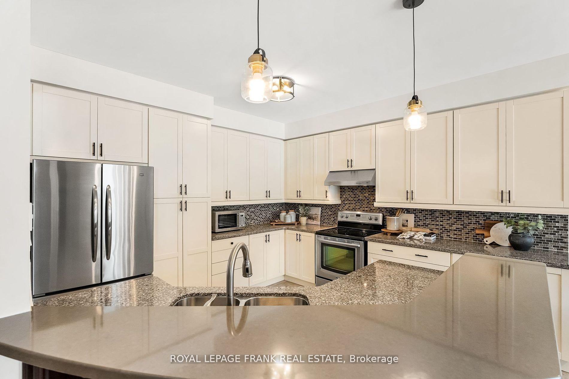 Photo 13 of 23 Oke Road, Clarington, Courtice — HOMEH