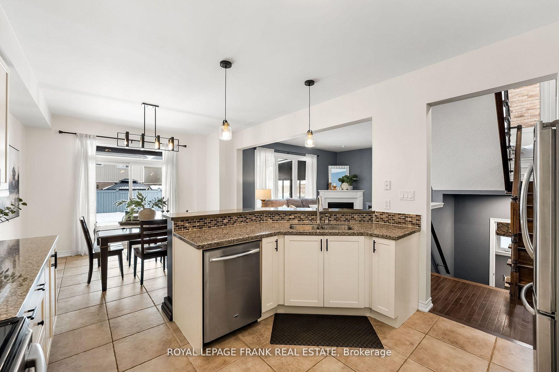 Photo 15 of 23 Oke Road, Clarington, Courtice — HOMEH