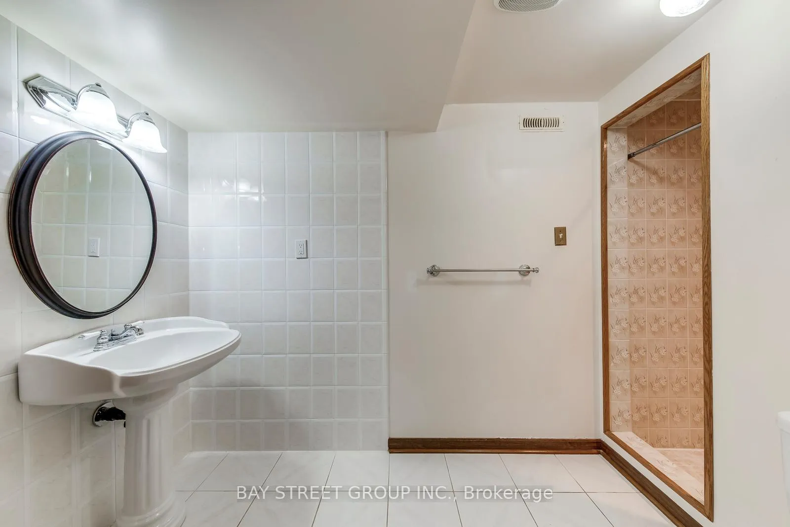 Photo 45 of 1394 Peartree Circle, Oakville, Glen Abbey — HOMEH