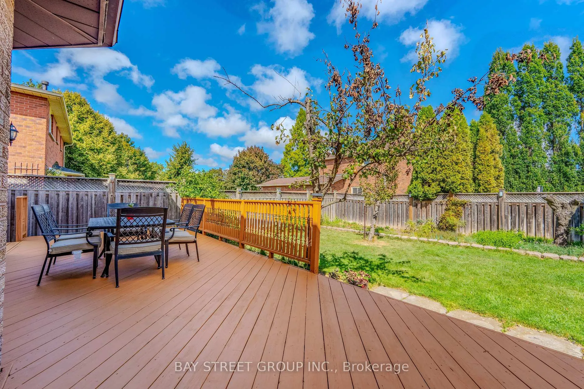 Photo 47 of 1394 Peartree Circle, Oakville, Glen Abbey — HOMEH