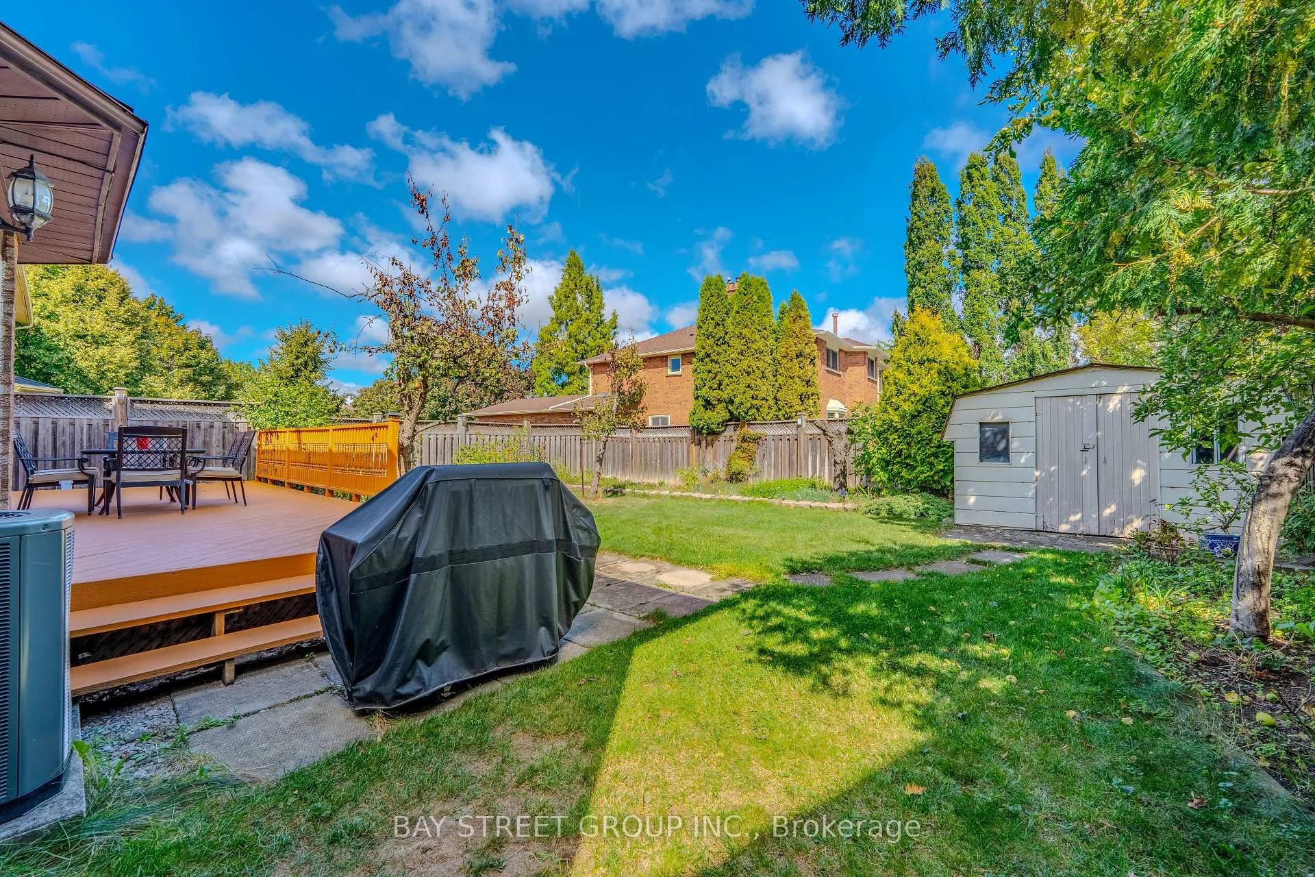 Photo 48 of 1394 Peartree Circle, Oakville, Glen Abbey — HOMEH