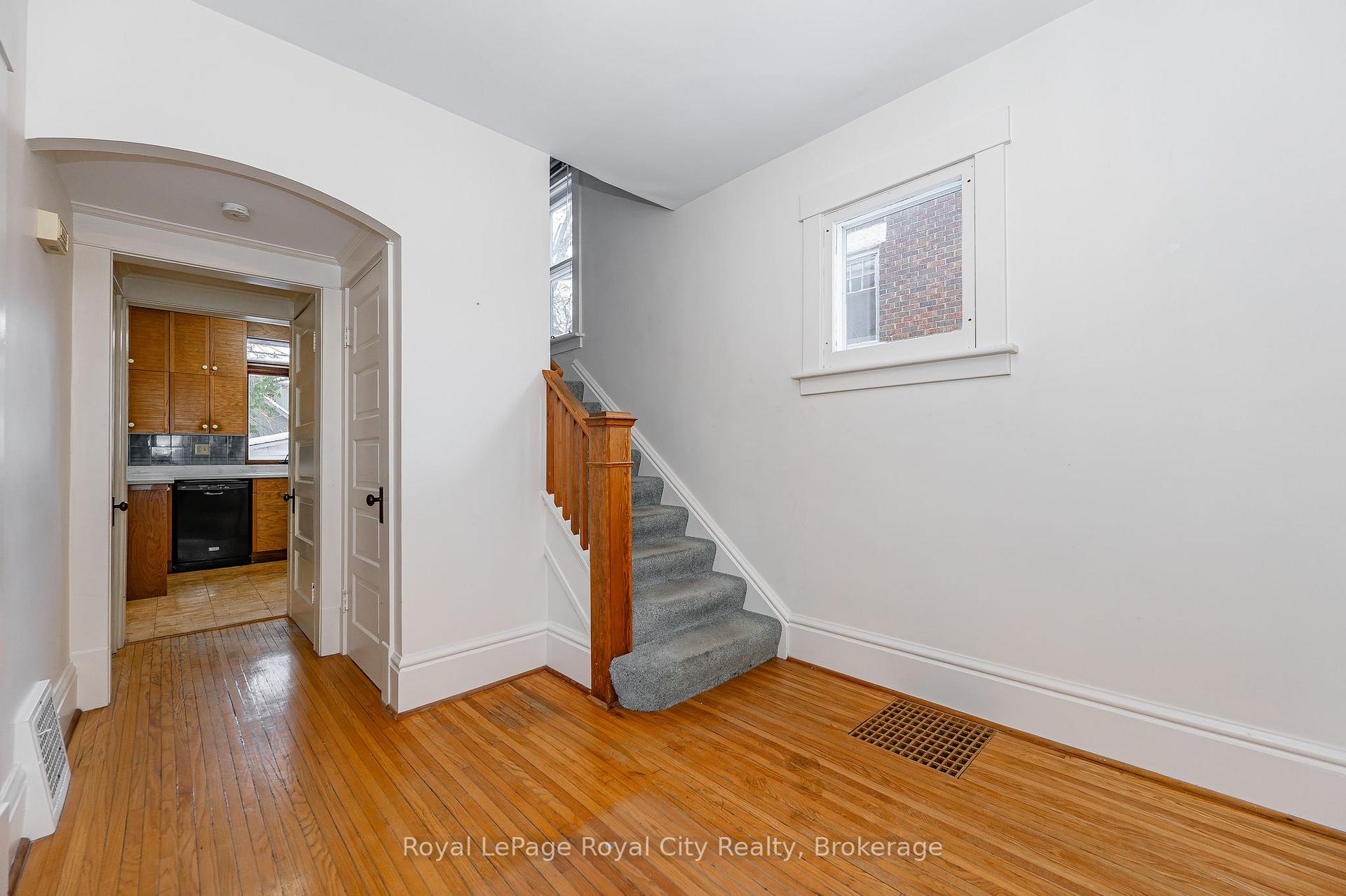 Photo 5 of 11 Cavell Avenue, Guelph, Exhibition Park — HOMEH