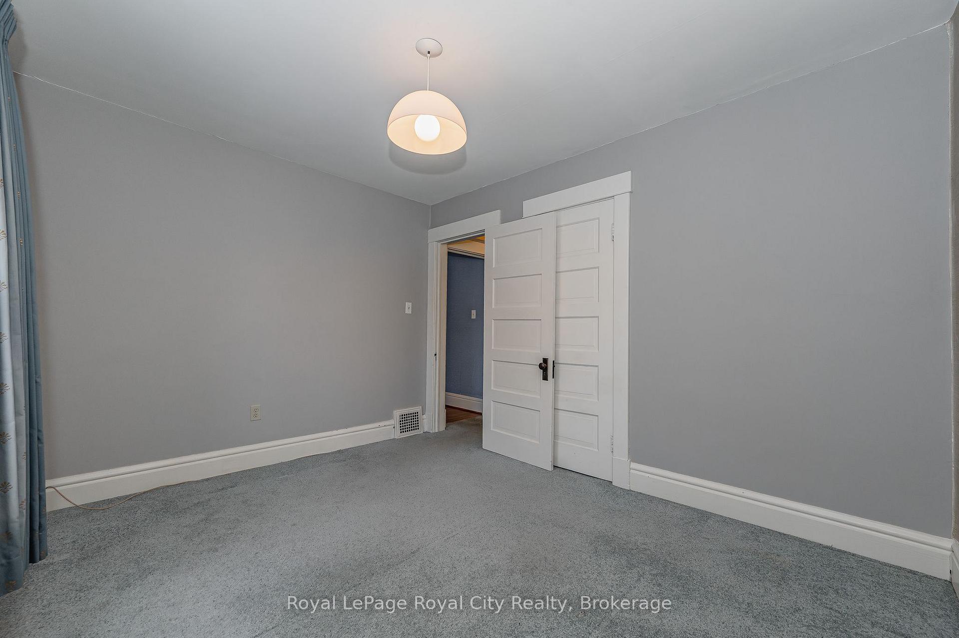 Photo 13 of 11 Cavell Avenue, Guelph, Exhibition Park — HOMEH