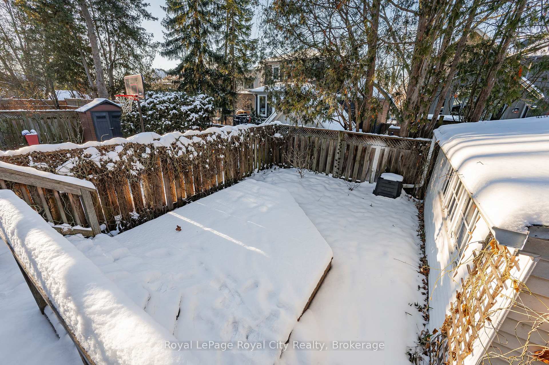 Photo 22 of 11 Cavell Avenue, Guelph, Exhibition Park — HOMEH
