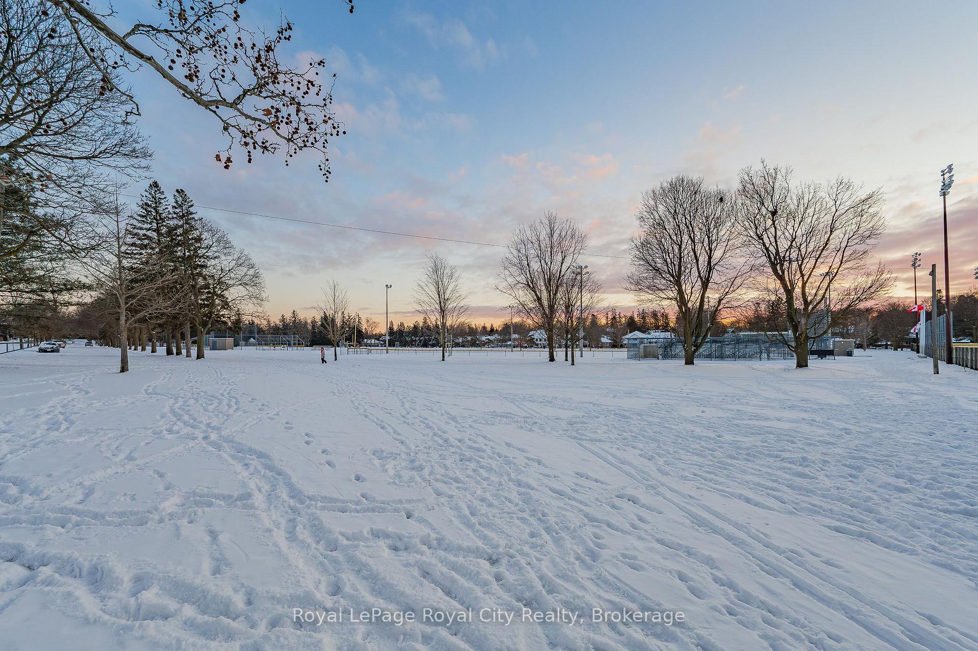 Photo 24 of 11 Cavell Avenue, Guelph, Exhibition Park — HOMEH