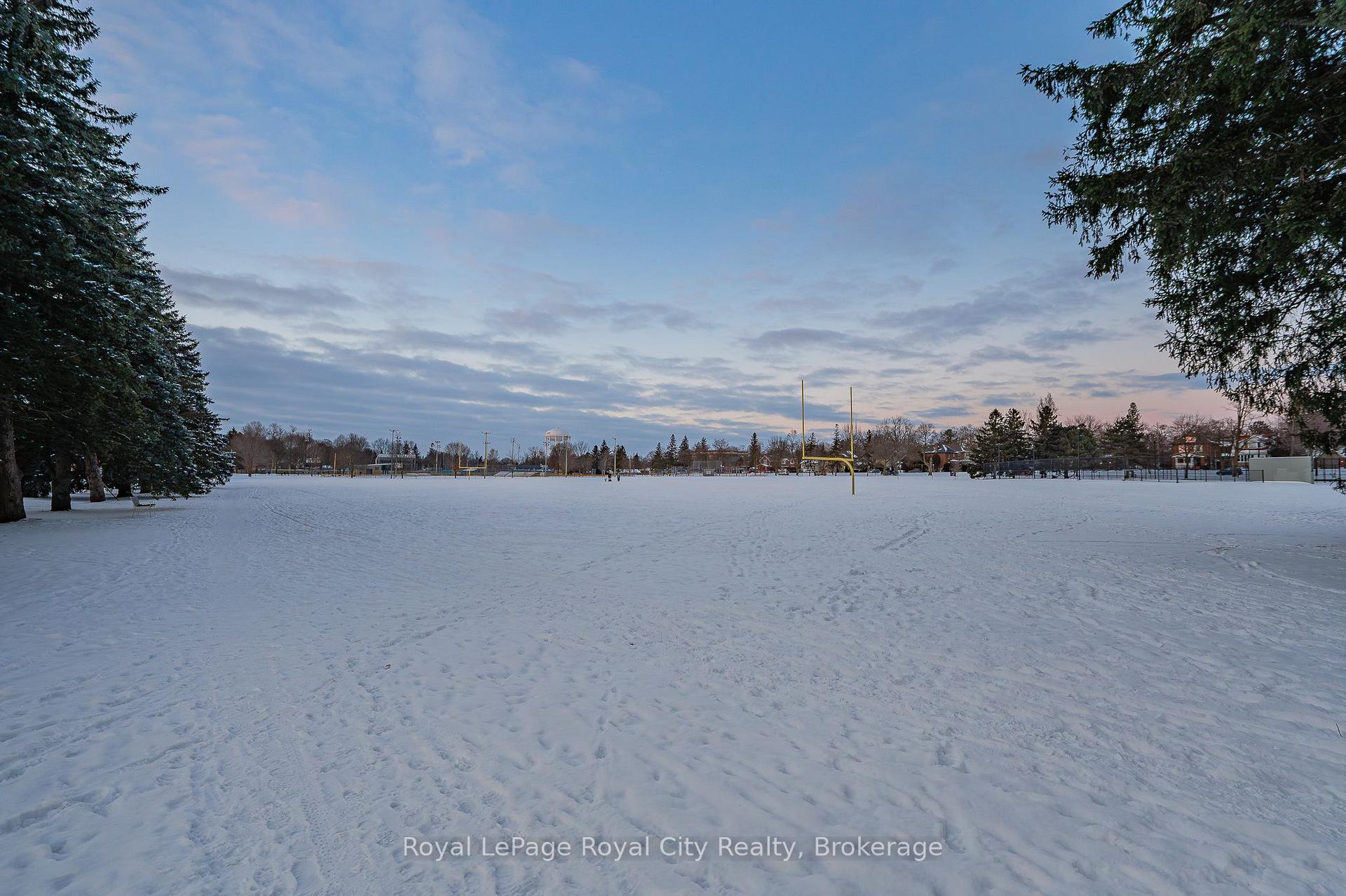 Photo 28 of 11 Cavell Avenue, Guelph, Exhibition Park — HOMEH