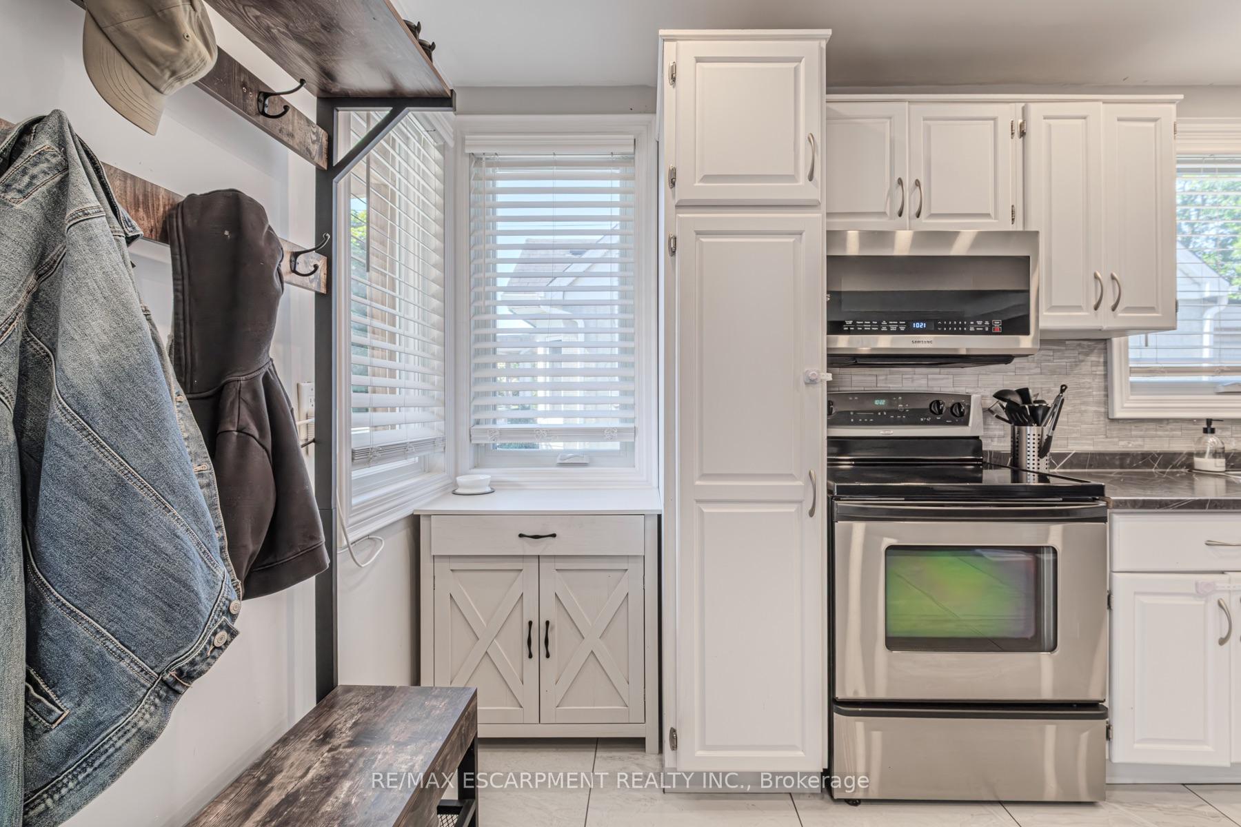 Photo 7 of 150 Aberfoyle Avenue, Hamilton, Rosedale — HOMEH