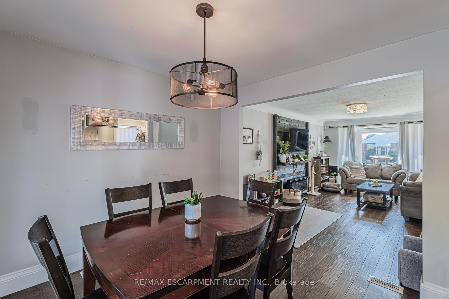 Photo 14 of 150 Aberfoyle Avenue, Hamilton, Rosedale — HOMEH