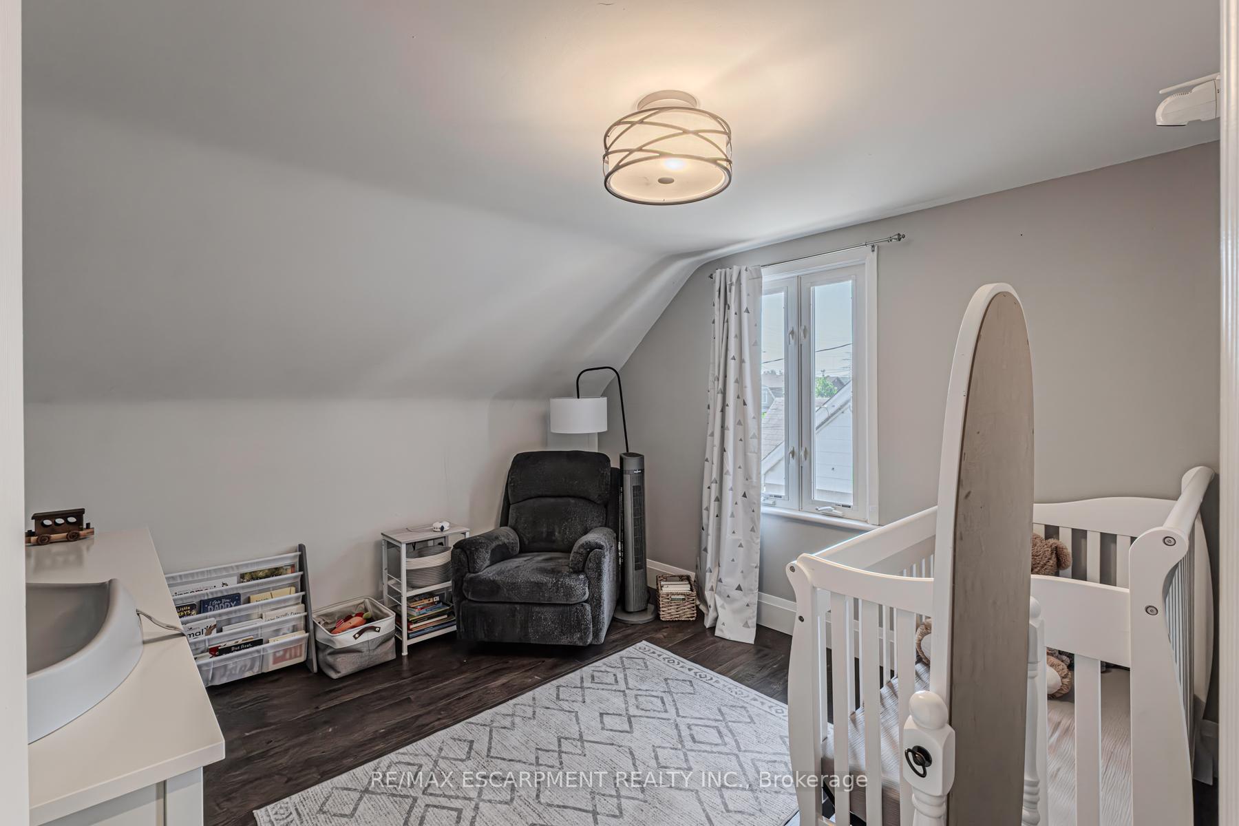 Photo 20 of 150 Aberfoyle Avenue, Hamilton, Rosedale — HOMEH