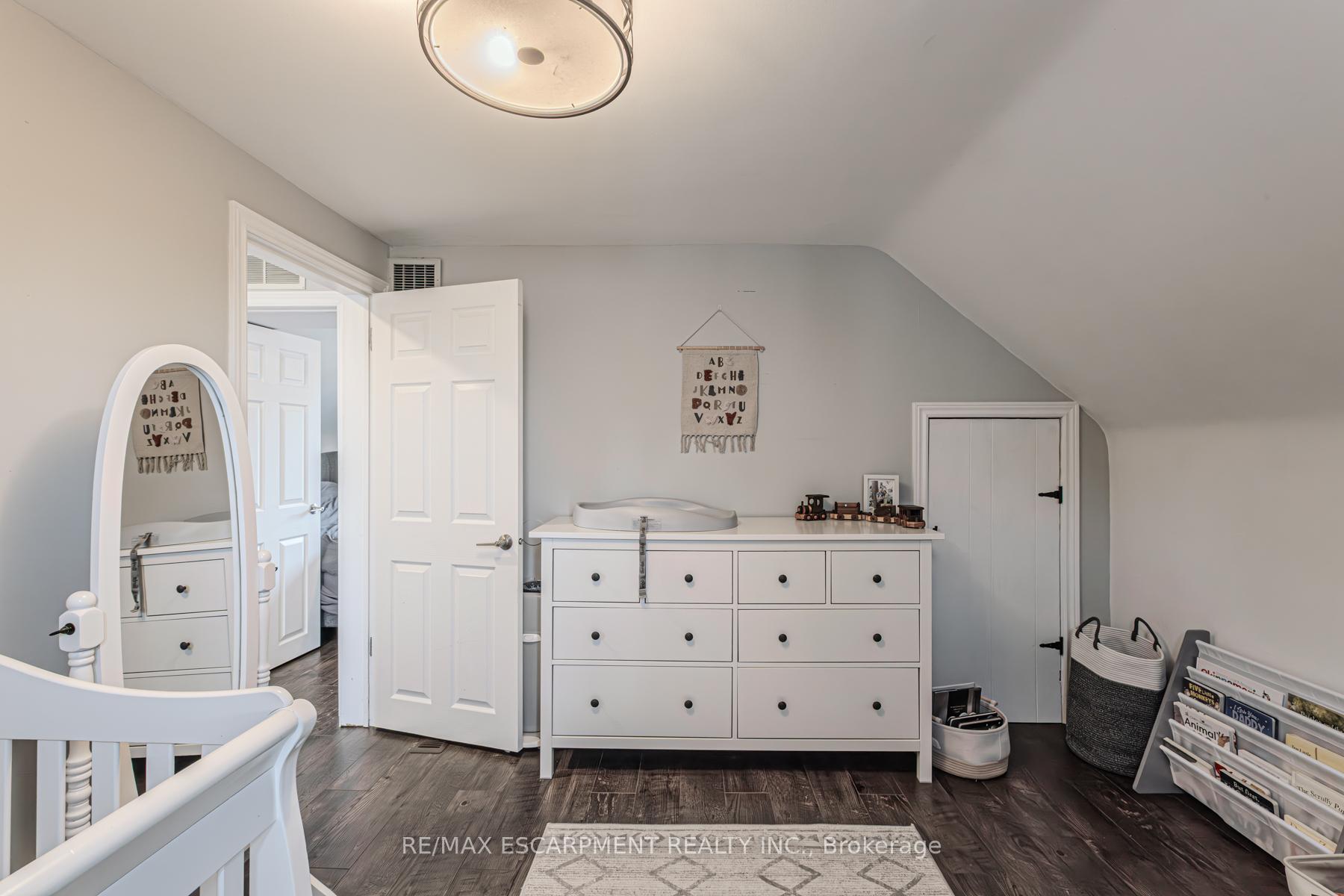 Photo 21 of 150 Aberfoyle Avenue, Hamilton, Rosedale — HOMEH
