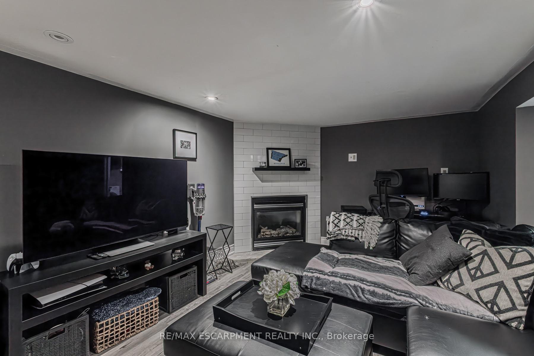 Photo 23 of 150 Aberfoyle Avenue, Hamilton, Rosedale — HOMEH