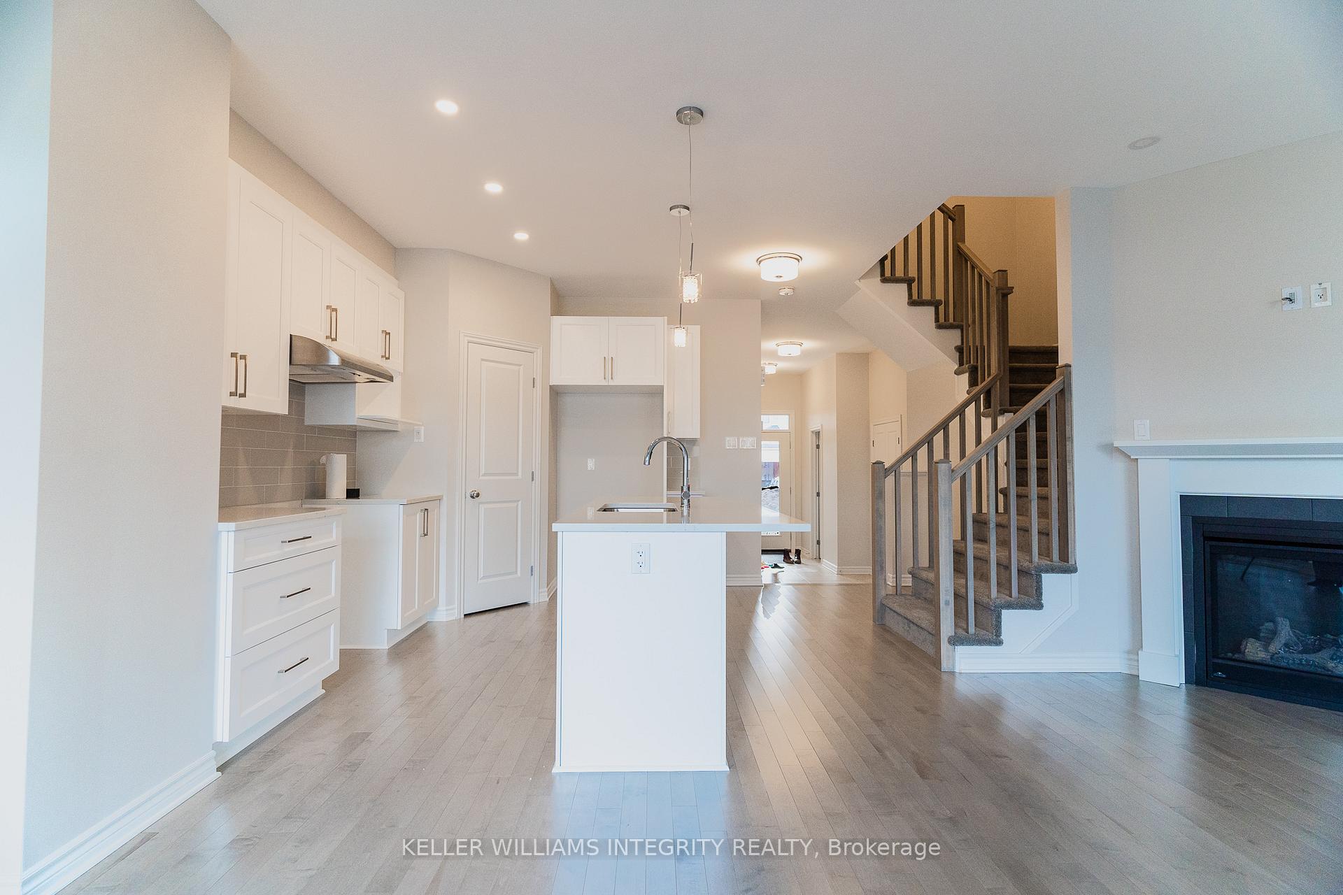 Photo 2 of 783 Miikana Road, Ottawa, Blossom Park/Kemp Park/Findlay Creek — HOMEH