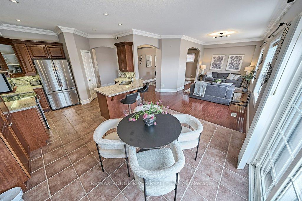 Photo 14 of 183 Fenning Drive, Clarington, Courtice — HOMEH