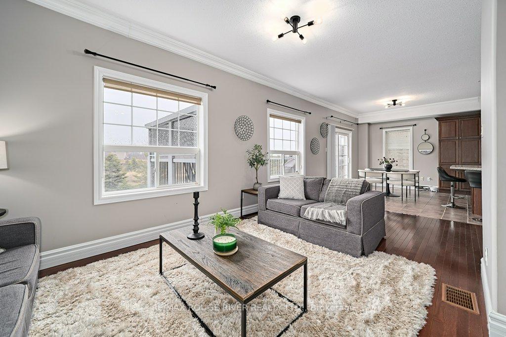 Photo 19 of 183 Fenning Drive, Clarington, Courtice — HOMEH