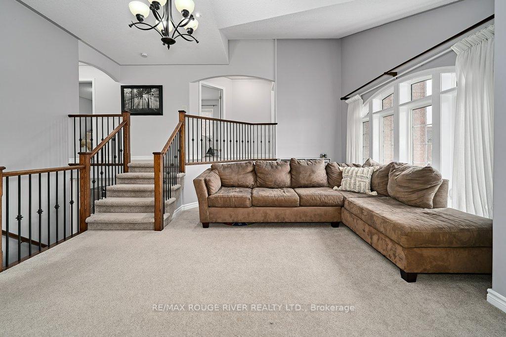 Photo 24 of 183 Fenning Drive, Clarington, Courtice — HOMEH