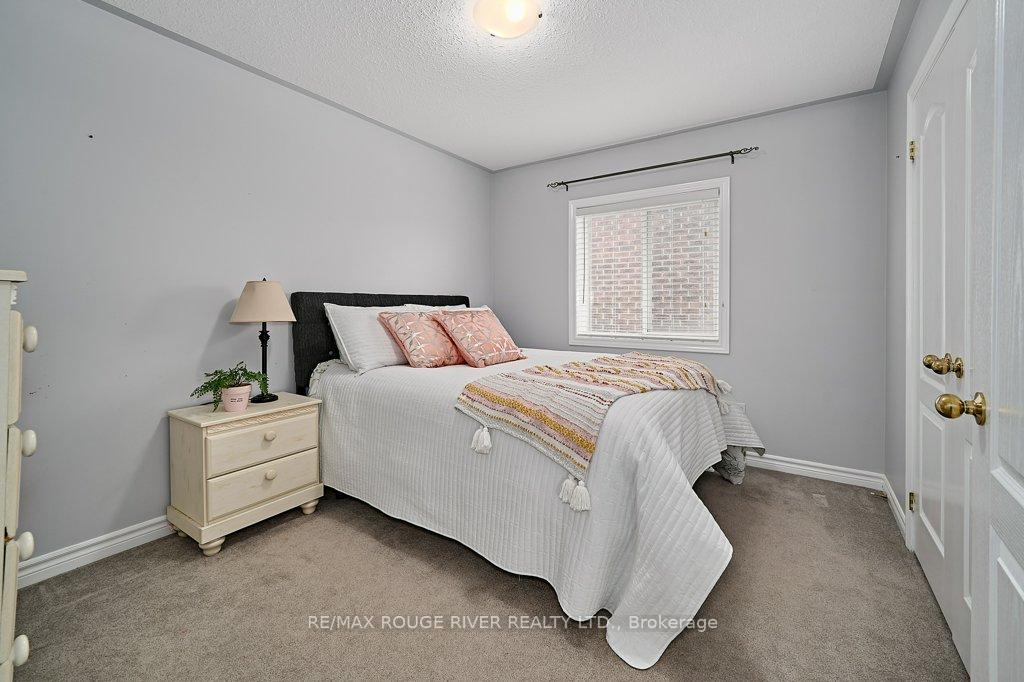 Photo 29 of 183 Fenning Drive, Clarington, Courtice — HOMEH