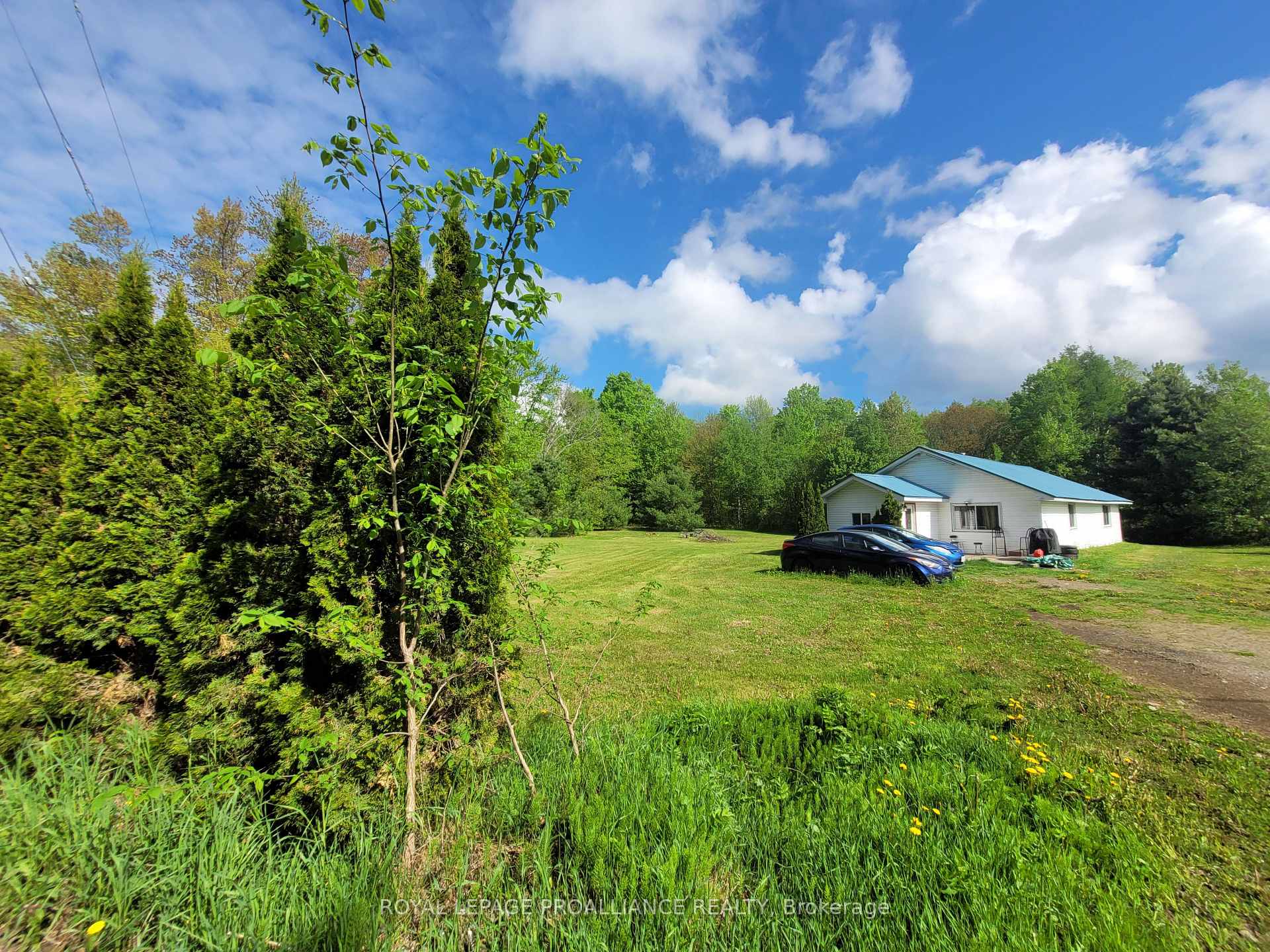 Photo 1 of 1022 Bordenwood Road, Frontenac, Frontenac Centre — HOMEH