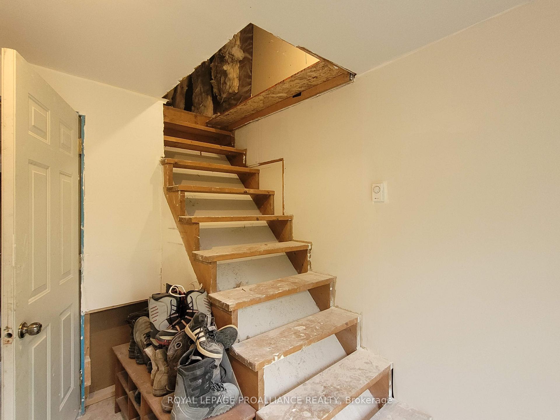Photo 27 of 1022 Bordenwood Road, Frontenac, Frontenac Centre — HOMEH