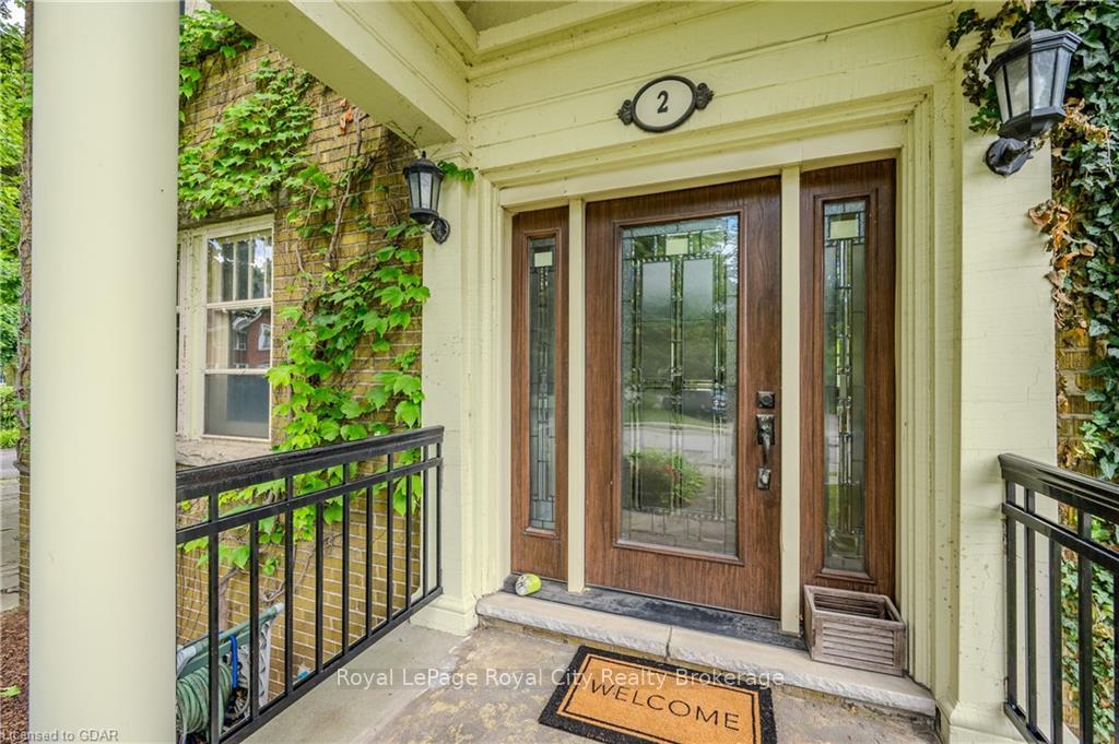Photo 5 of 2 Ardmay Crescent, Guelph, St. George's — HOMEH