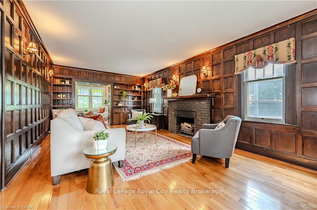 Photo 10 of 2 Ardmay Crescent, Guelph, St. George's — HOMEH