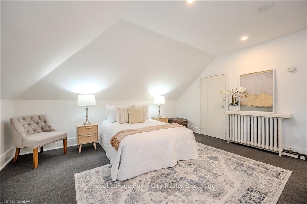 Photo 32 of 2 Ardmay Crescent, Guelph, St. George's — HOMEH