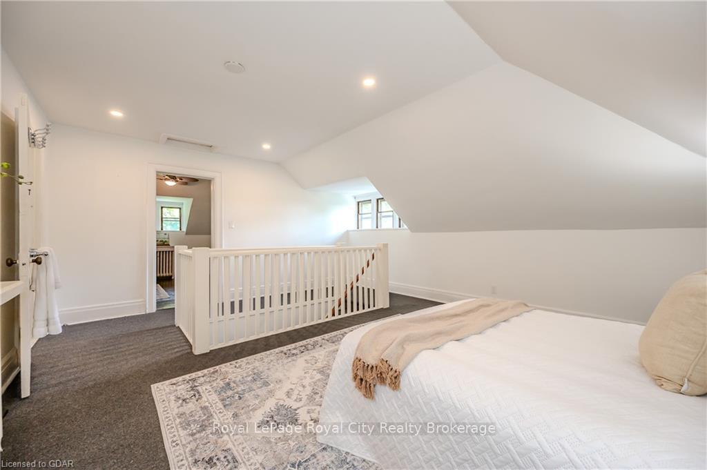 Photo 33 of 2 Ardmay Crescent, Guelph, St. George's — HOMEH