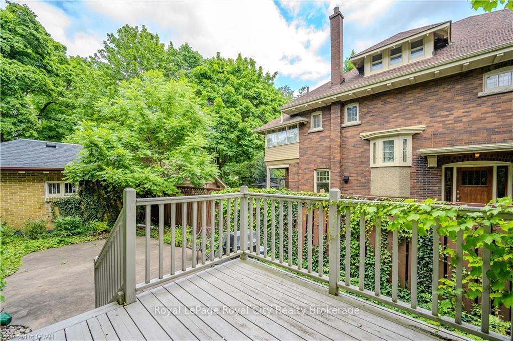 Photo 38 of 2 Ardmay Crescent, Guelph, St. George's — HOMEH