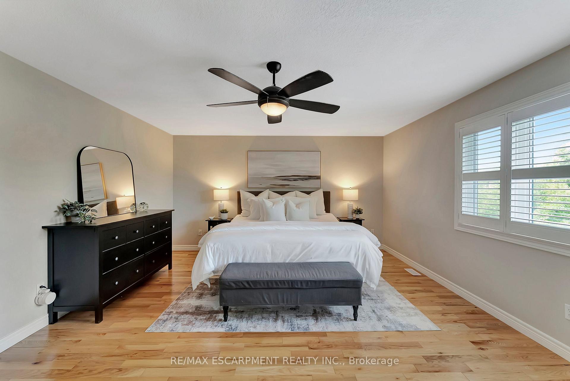 Photo 27 of 71 Commando Court, Hamilton, Waterdown — HOMEH