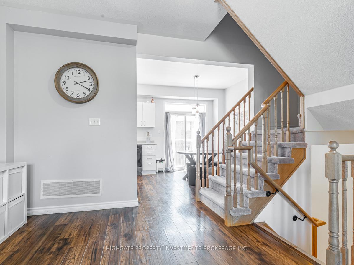 Photo 5 of 84 Wilkie Lane, Ajax, South East — HOMEH