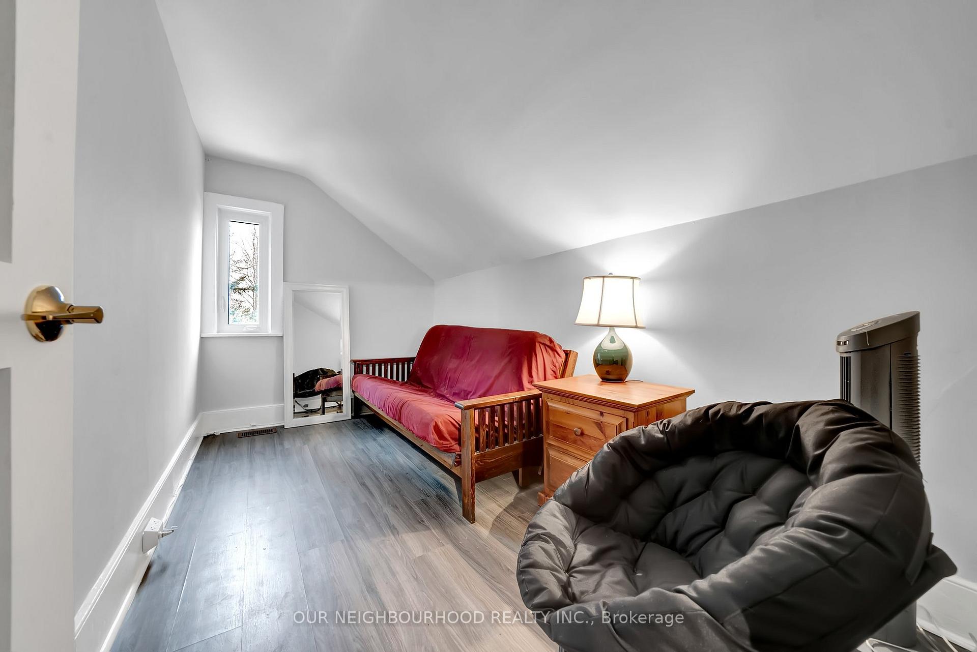 Photo 17 of 4 Scugog Street, Clarington, Bowmanville — HOMEH