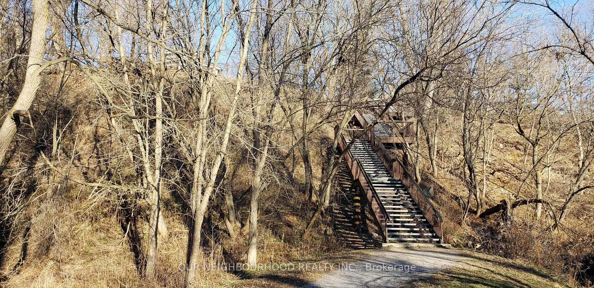 Photo 41 of 4 Scugog Street, Clarington, Bowmanville — HOMEH