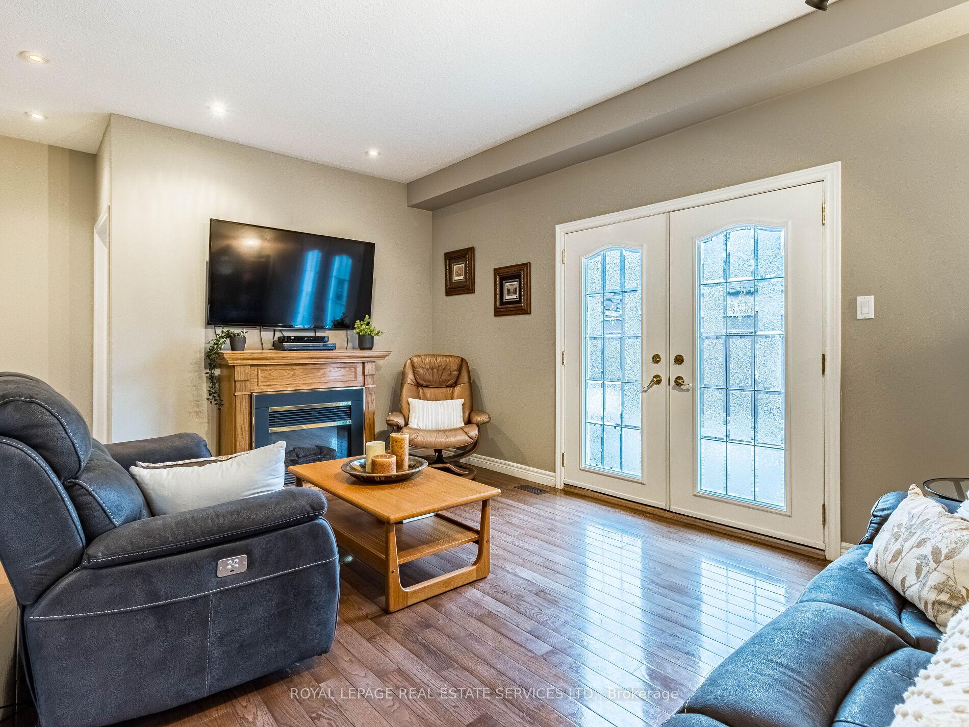 Photo 11 of 9 Nailsworth Crescent, Caledon, Caledon East — HOMEH