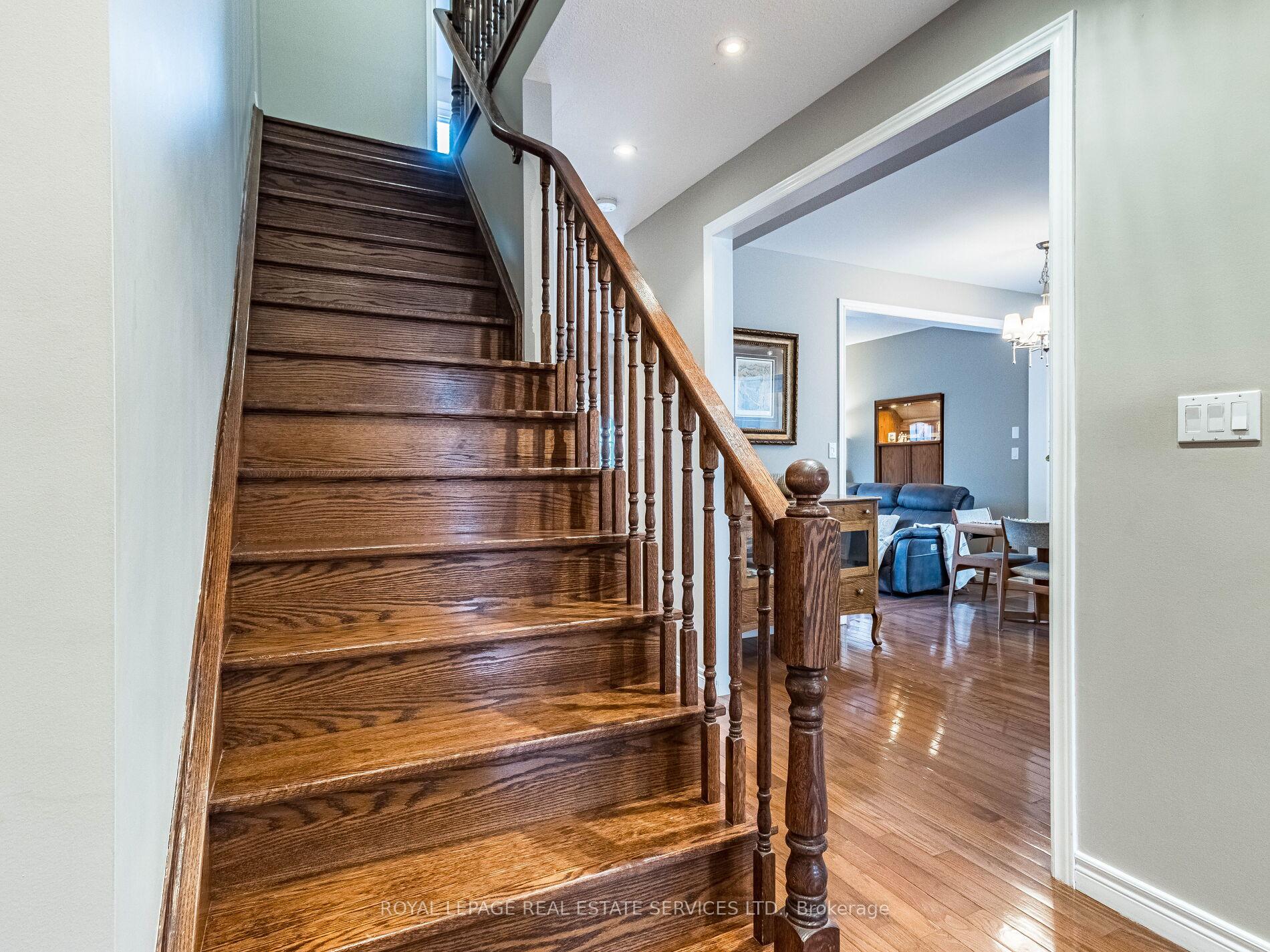 Photo 20 of 9 Nailsworth Crescent, Caledon, Caledon East — HOMEH