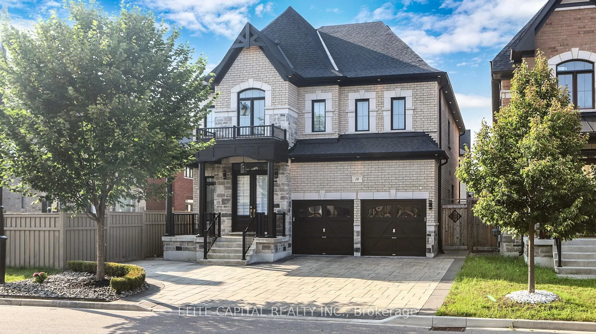 Photo 1 of 18 Rotondo Crescent, Vaughan, Kleinburg — HOMEH