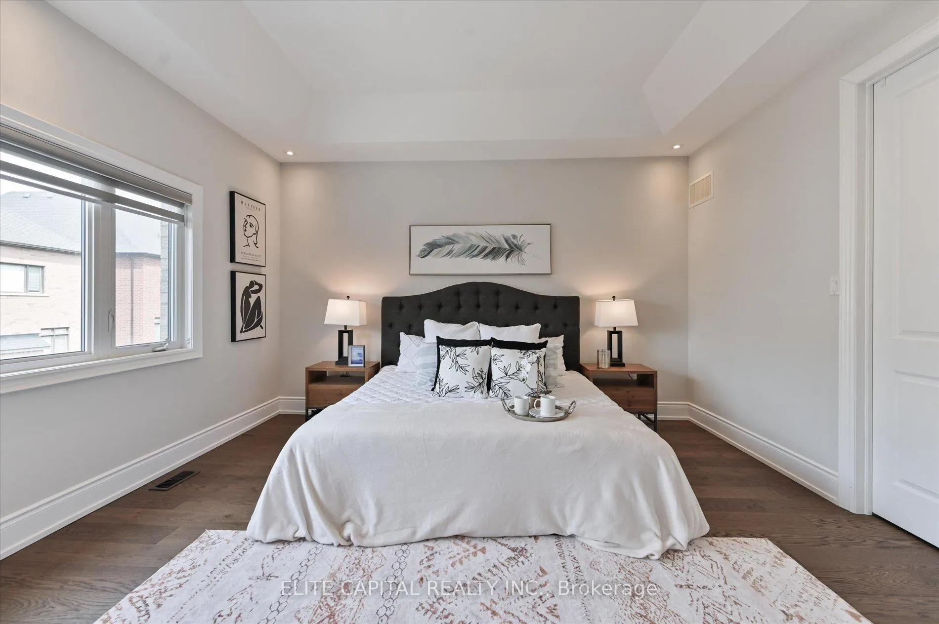 Photo 12 of 18 Rotondo Crescent, Vaughan, Kleinburg — HOMEH