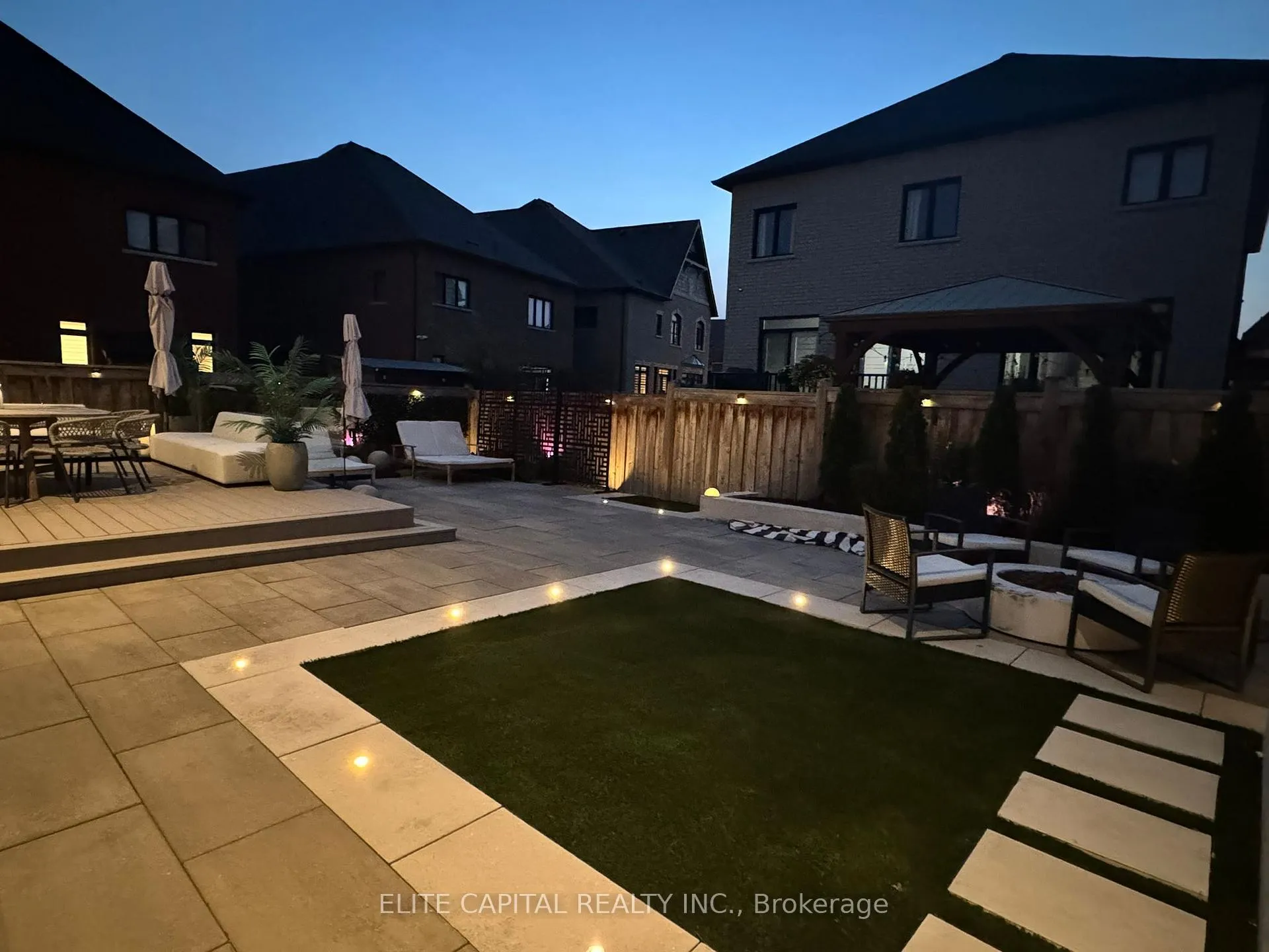 Photo 31 of 18 Rotondo Crescent, Vaughan, Kleinburg — HOMEH