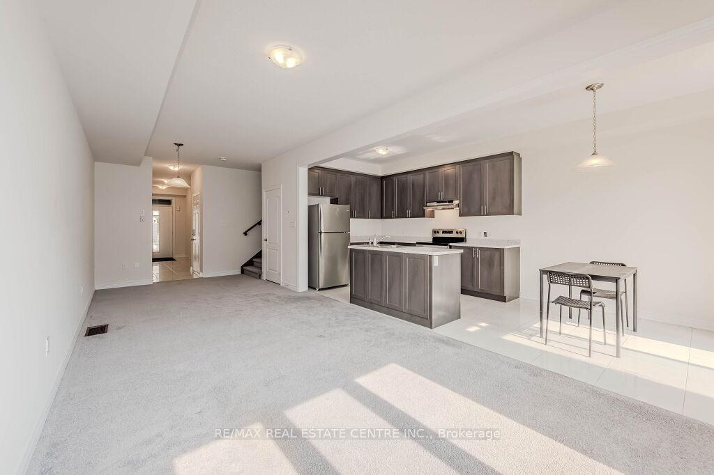 Photo 11 of Unit 86, 166 Deerpath Drive, Guelph, Willow West/Sugarbush/West Acres — HOMEH