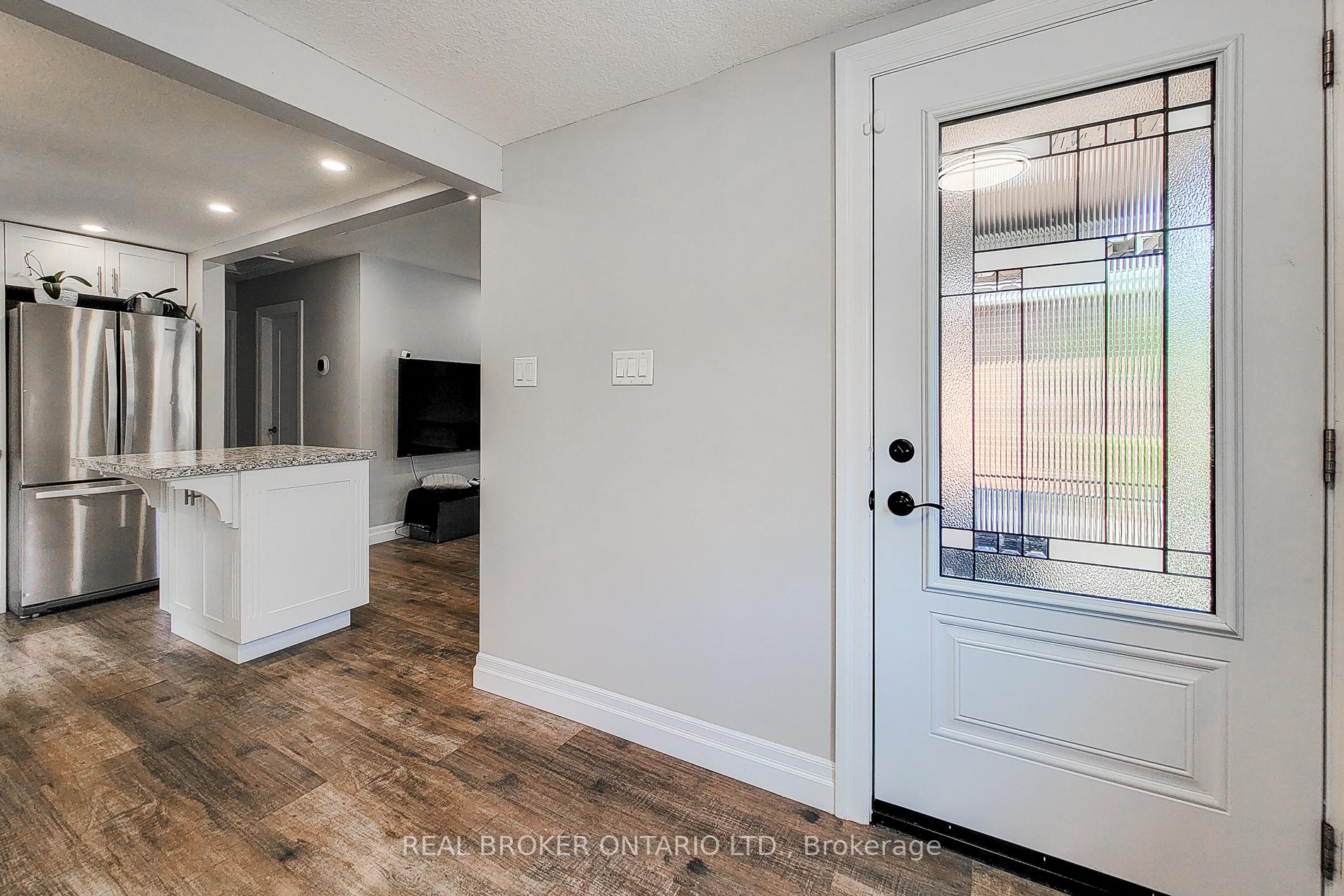 Photo 8 of 191 Paradise Road N, Hamilton, Westdale — HOMEH