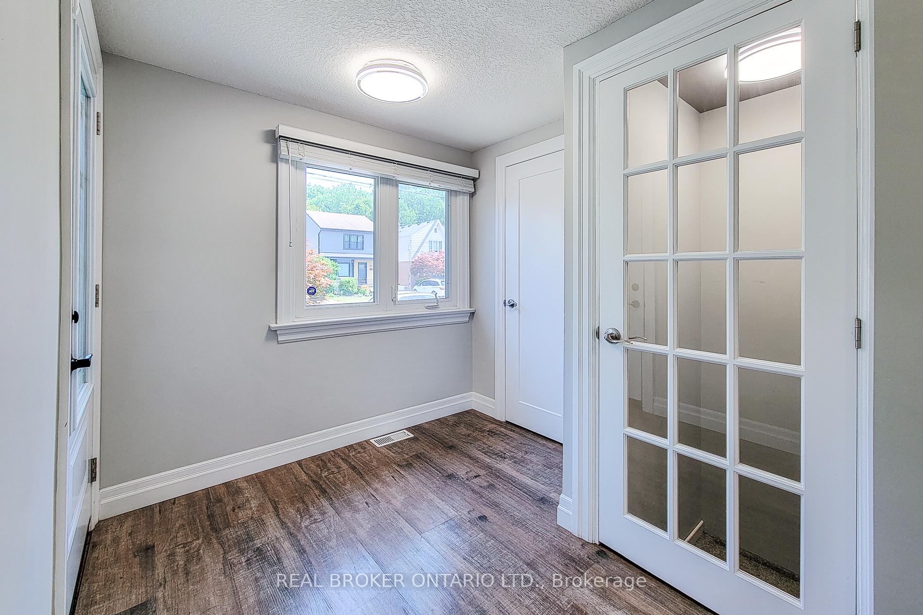 Photo 9 of 191 Paradise Road N, Hamilton, Westdale — HOMEH